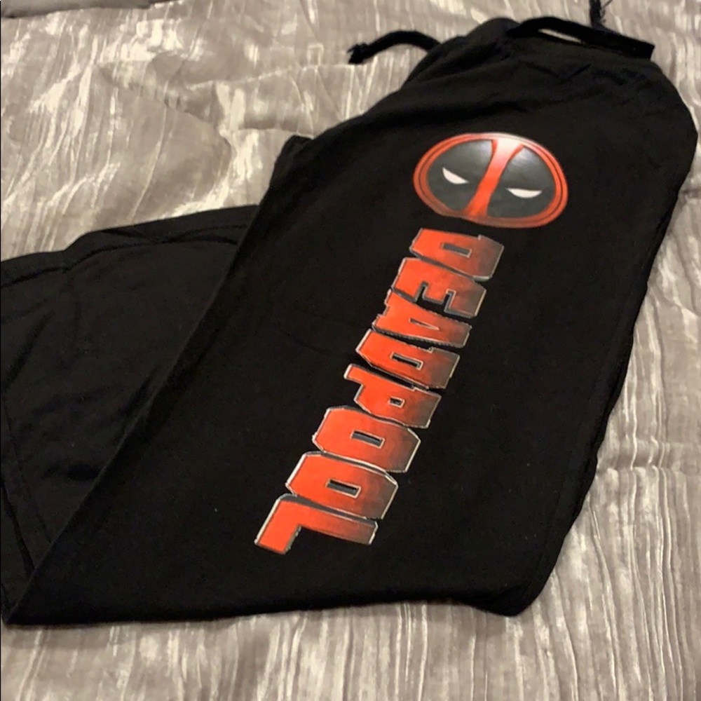 Women’s Deadpool Lounge Pants